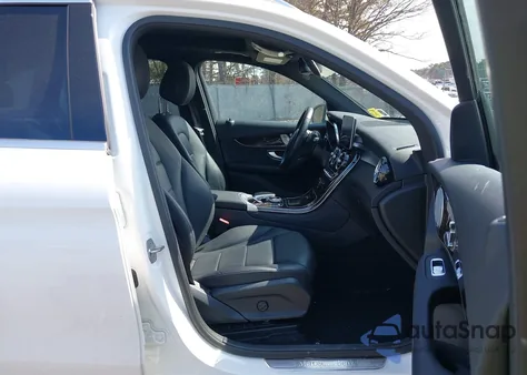 2018 Mercedes-Benz Glc 300 4Matic из США, поврежденный, VIN WDC0G4KB3JV065585